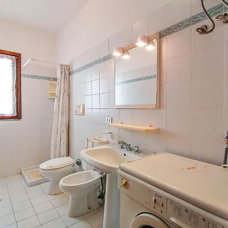 Santa Lucia Apartment *
